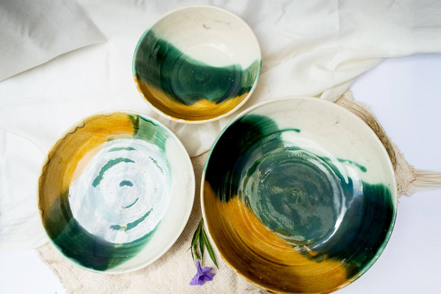 Studio Pottery Three Color Serving Bowl I Earthan