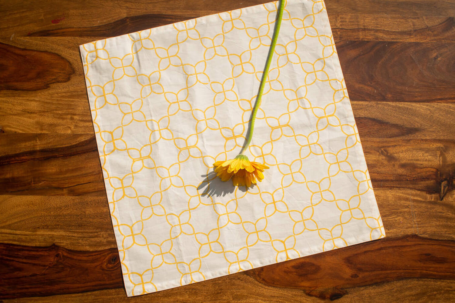 Gulabi Bougainvillea - Hand block printed cotton table napkins | Earthan