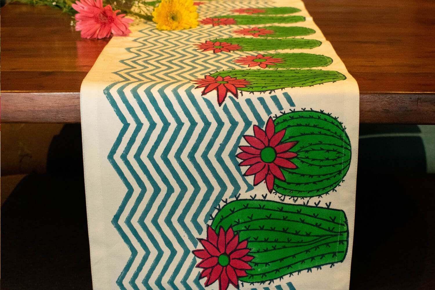 Registani Gulab - Hand block printed cotton canvas table runner | Earthan