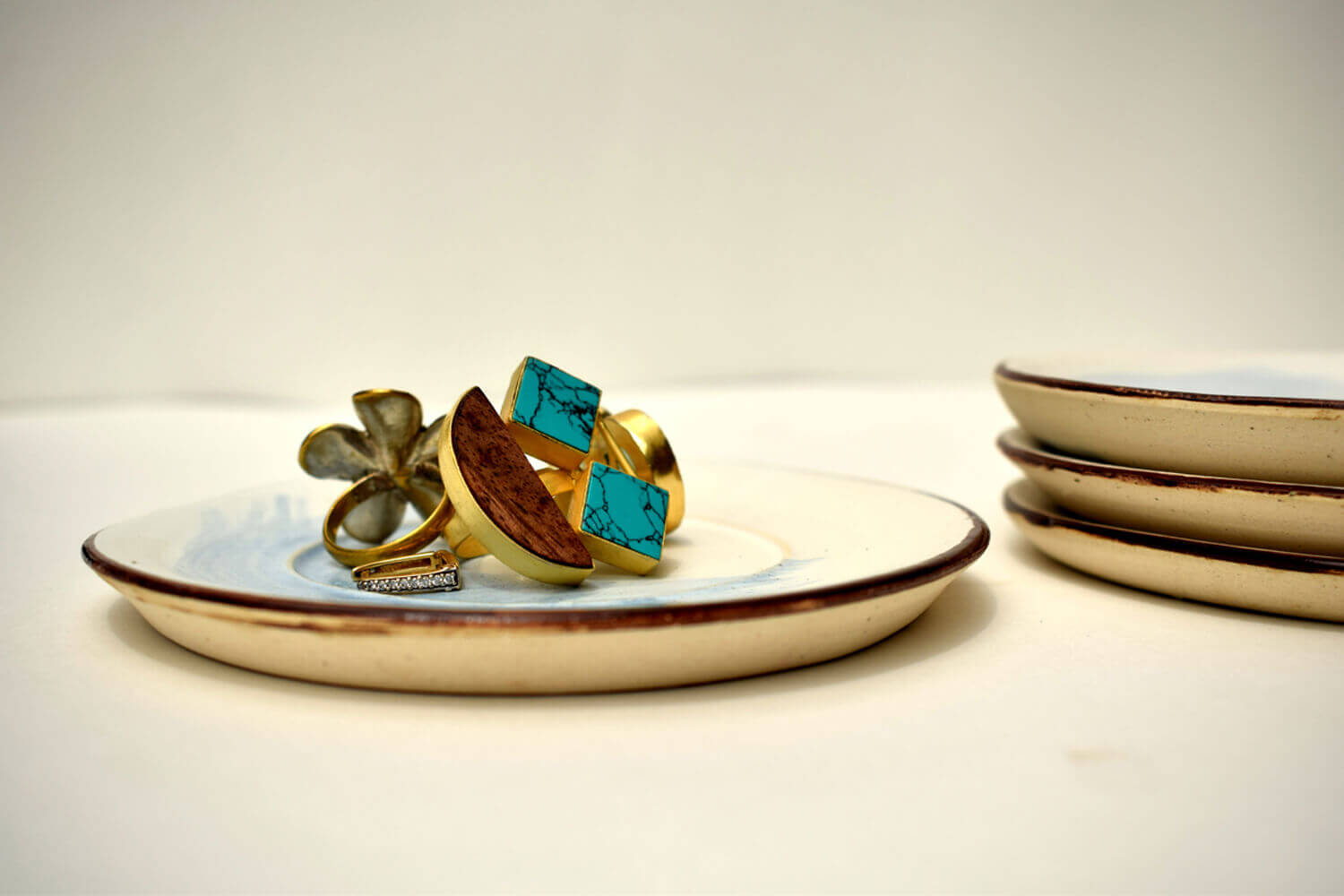 Personalized Imperfect Round Jewelry Plate | Earthan