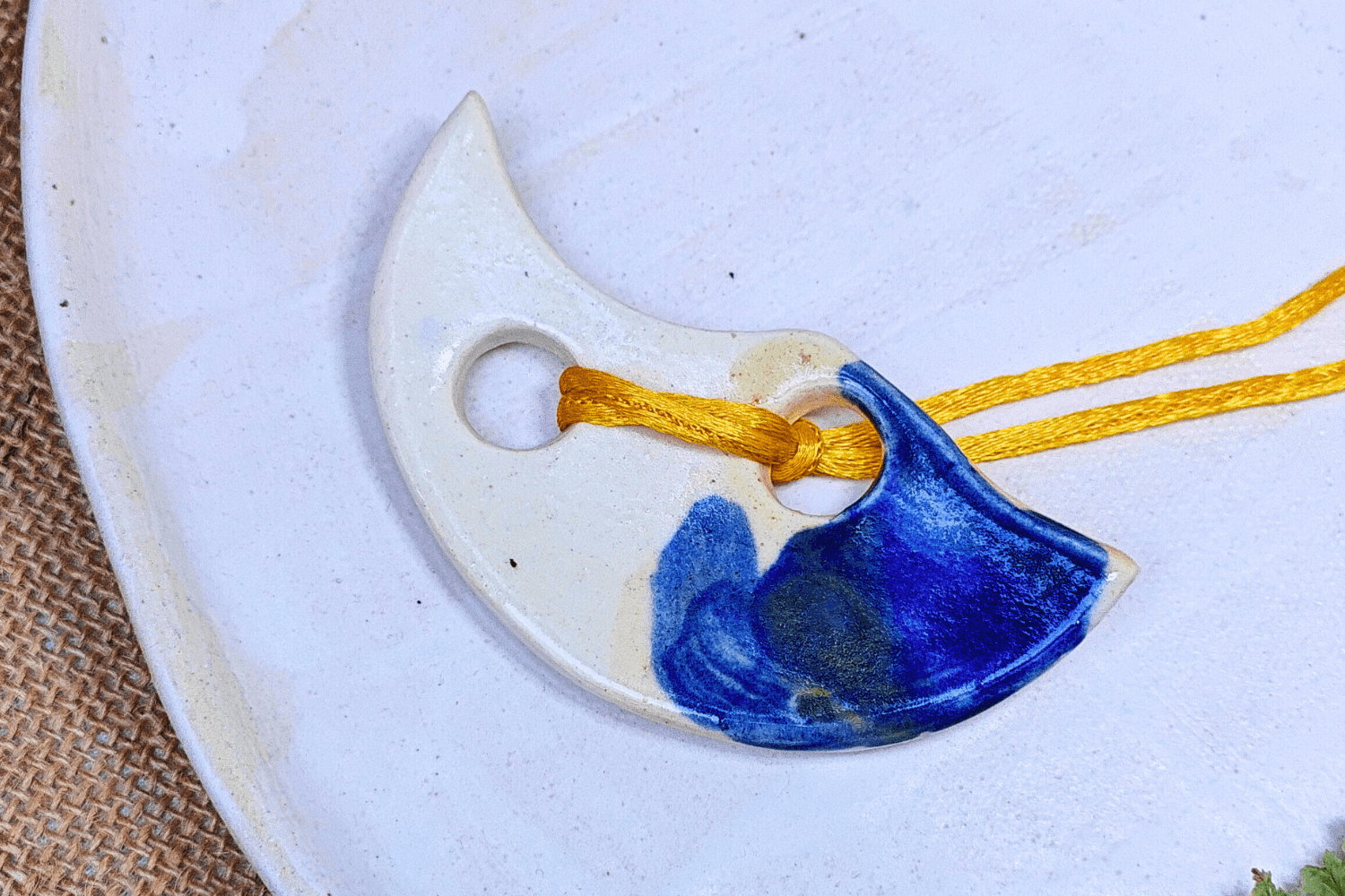  Minimal Blue Wave Ceramic Necklace