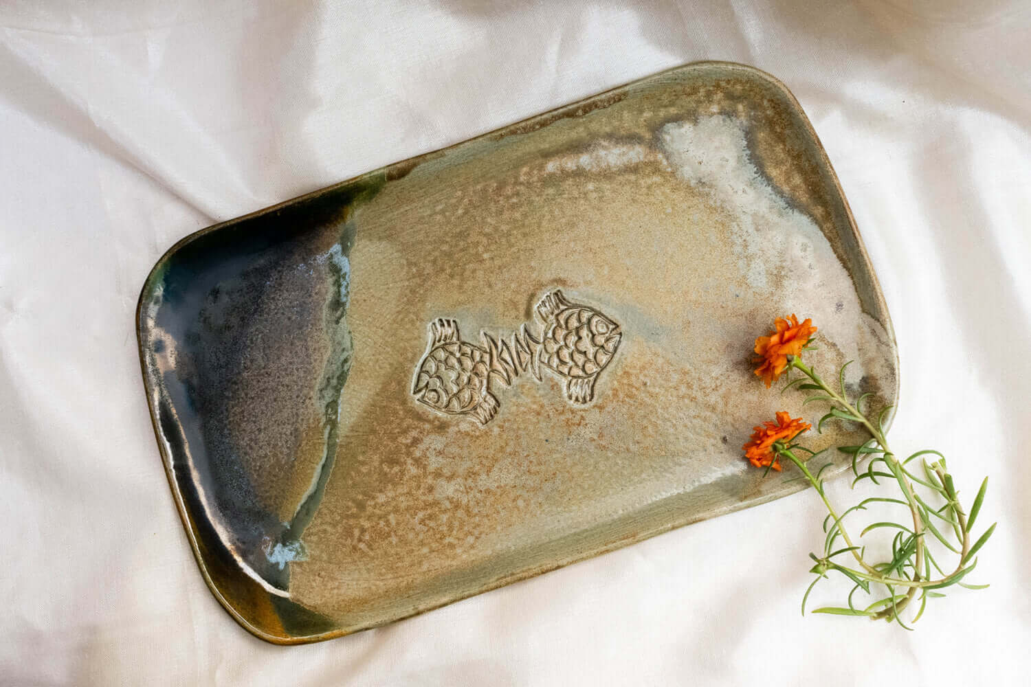 Forest Glow Ceramic Green Platter | Earthan