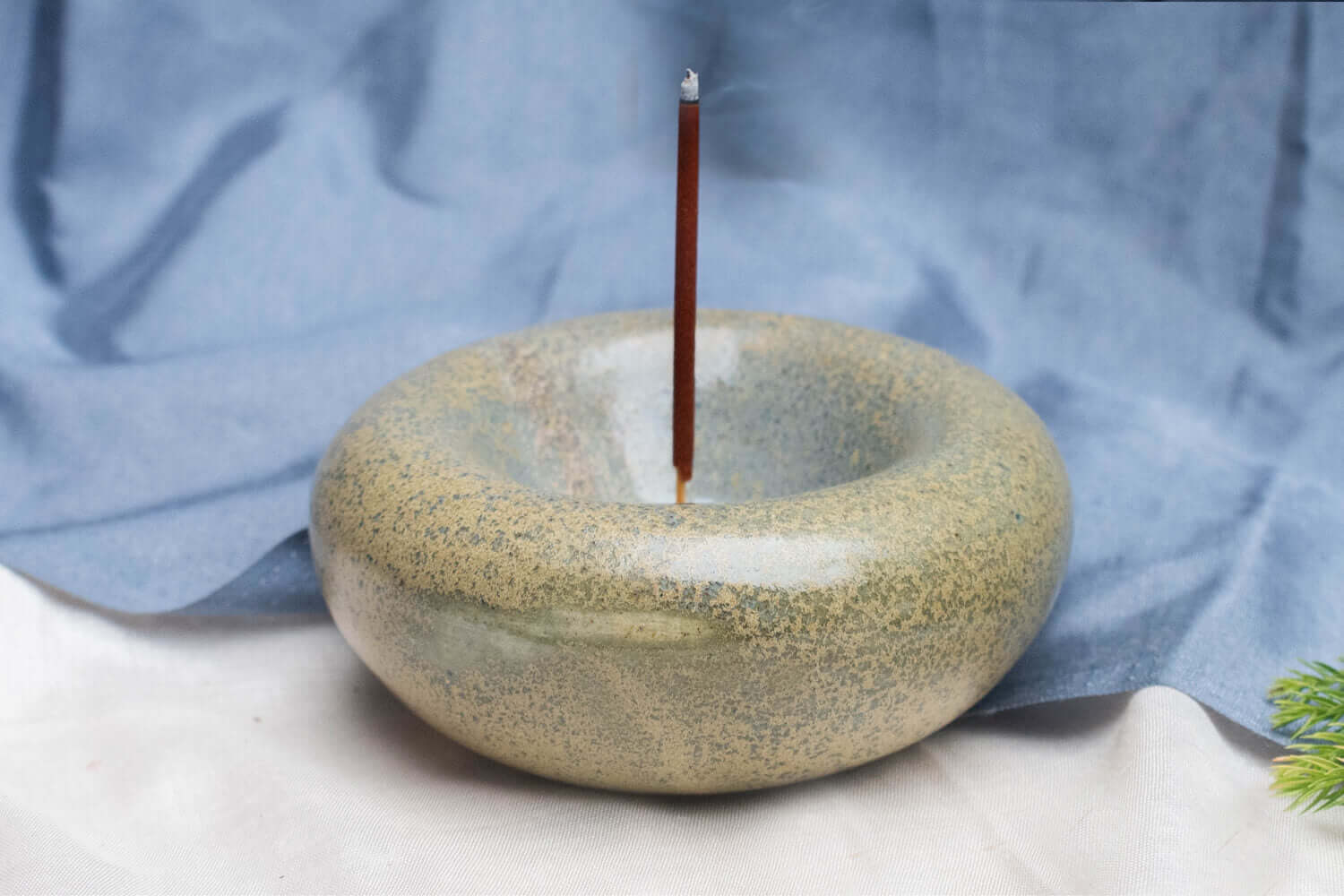 Whispering Ash Ceramic Incense Holder | Earthan