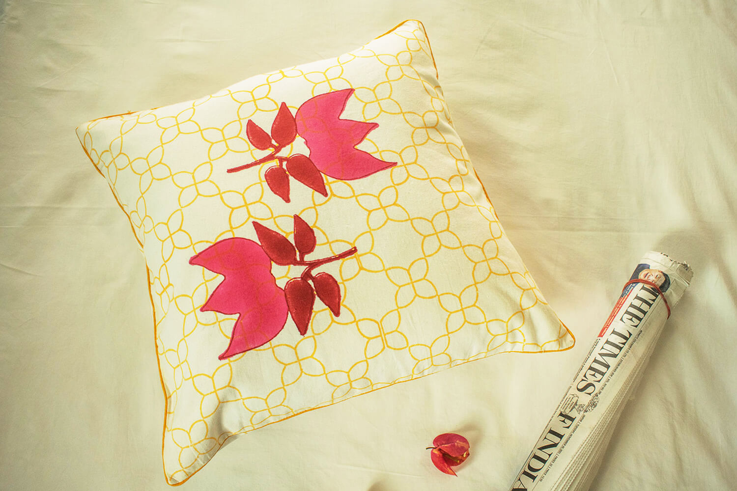 Gulabi - Hand block printed cotton cushion cover | Earthan