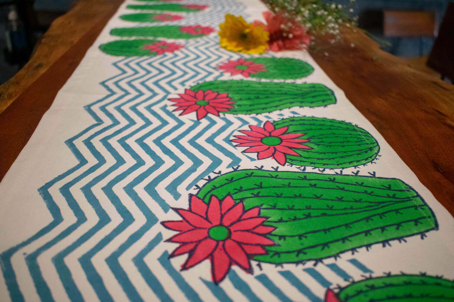 Registani Gulab - Hand block printed cotton canvas table runner | Earthan