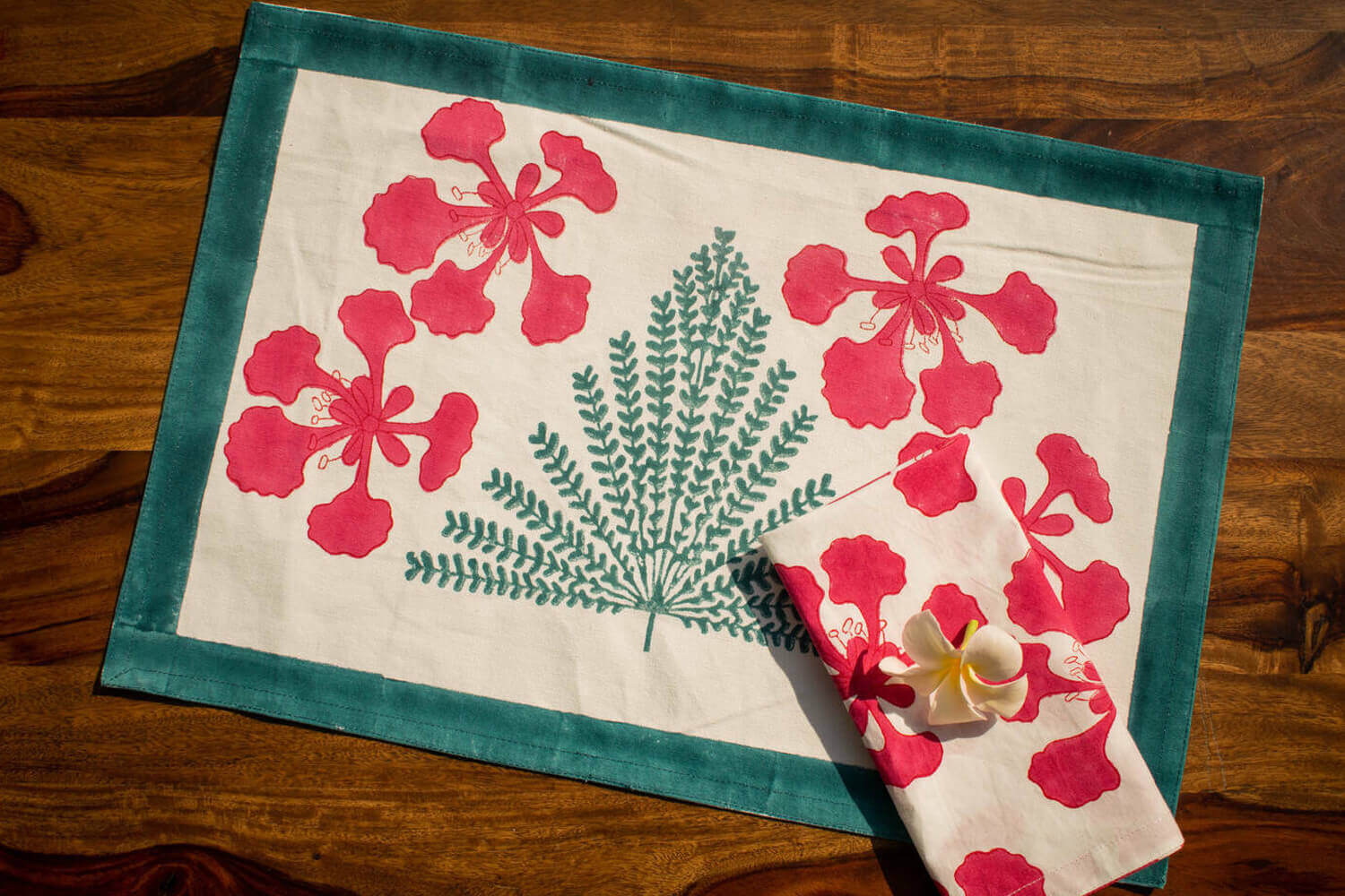 Gulmohar print - Hand block printed table linen set | Earthan