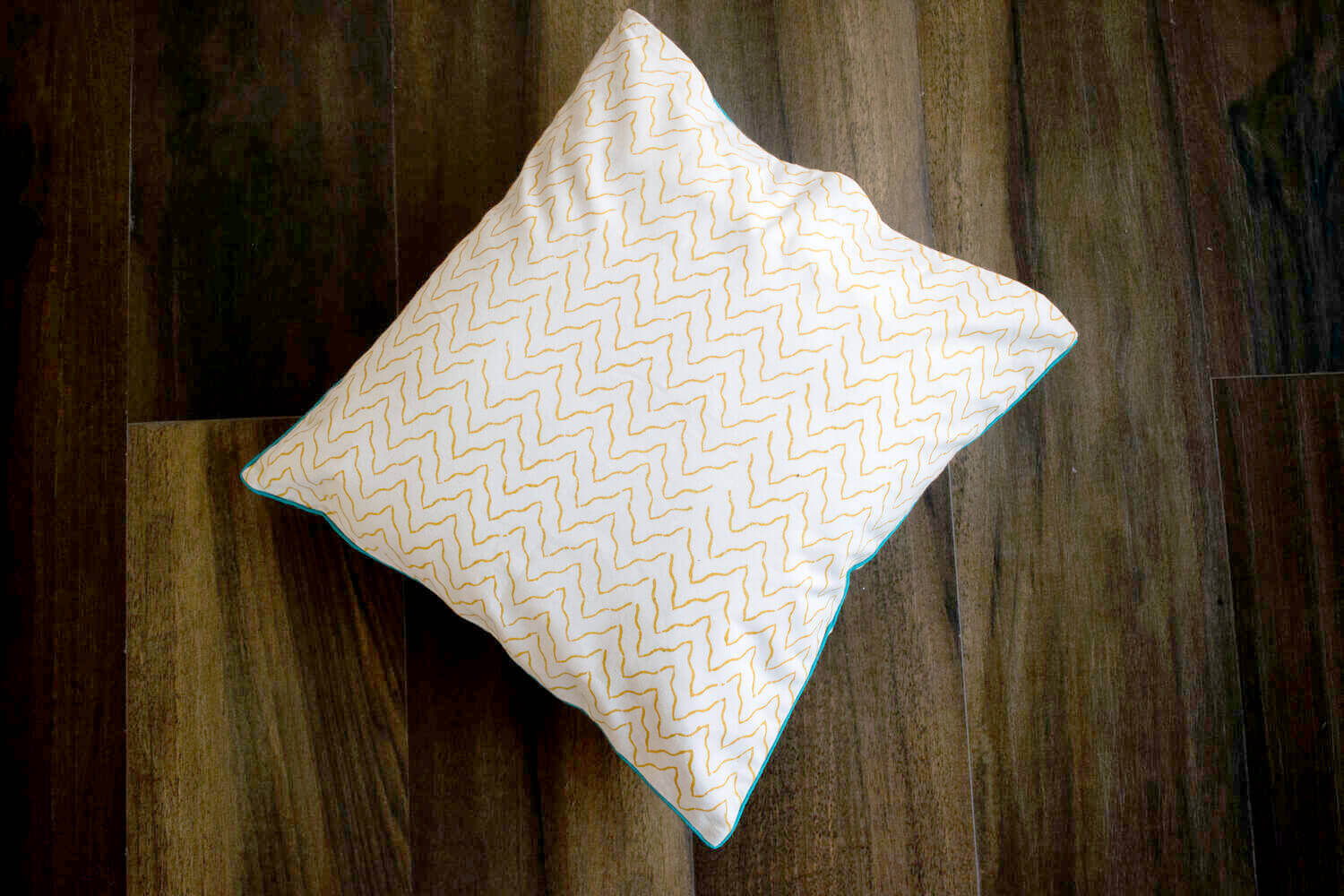 Cushion Cover Handblock Print | Earthan