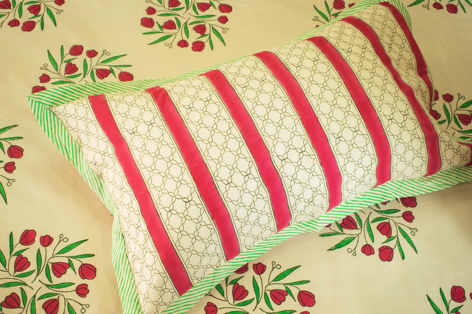 Kand Pushp - Hand block printed cotton bed sheets and pillow cases | Earthan