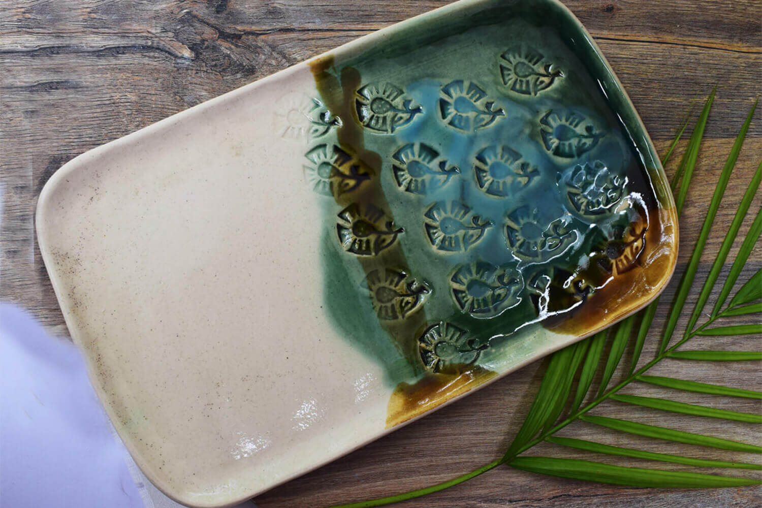 Green White Leaf Platter | Earthan